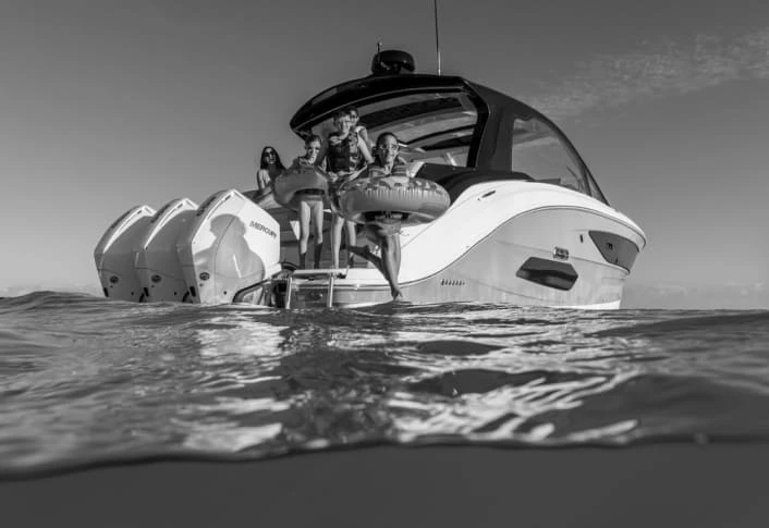 Distribuidora de grandes marcas de equipamentos elétricos e eletrônicos embarcados | Electra Service